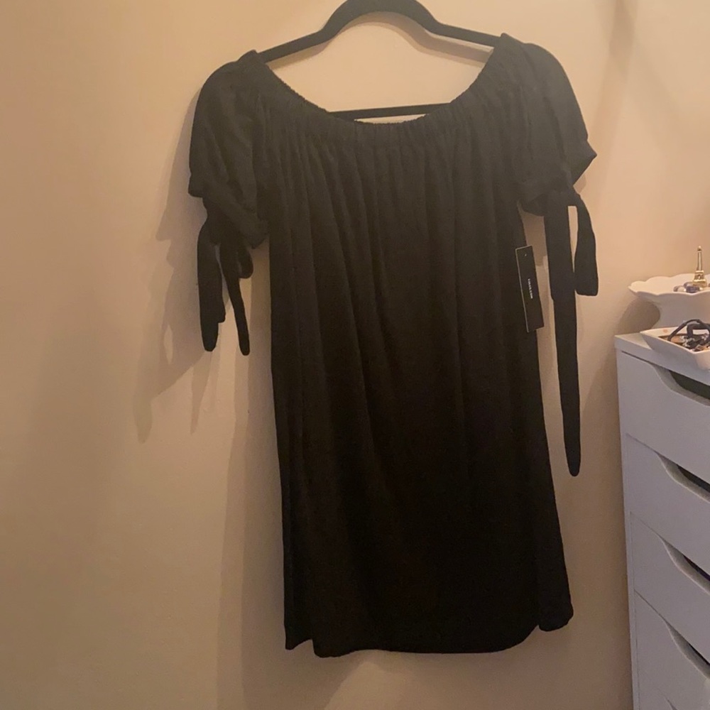 black lulus off the shoulder dress, bows on each shoulder. BRAND NEW WITH TAGS.